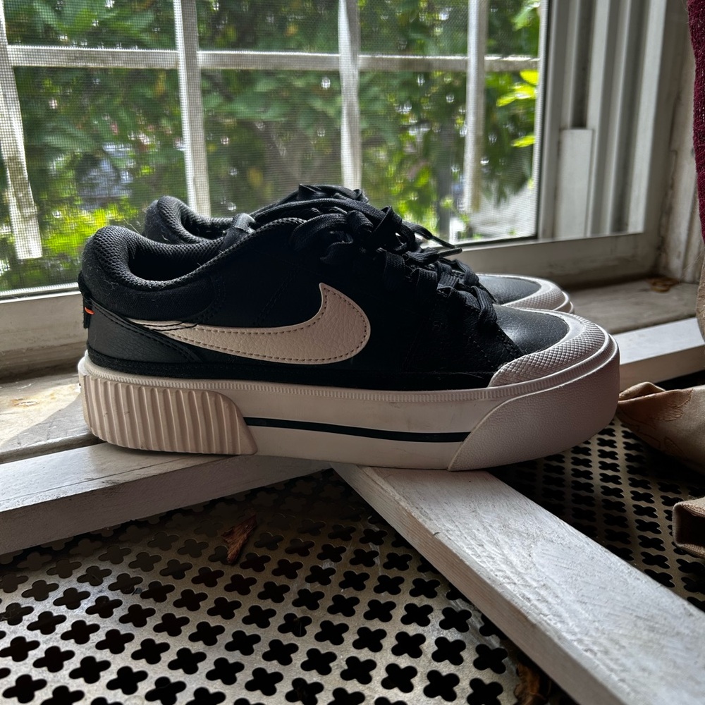 Nike Black and White Sneakers